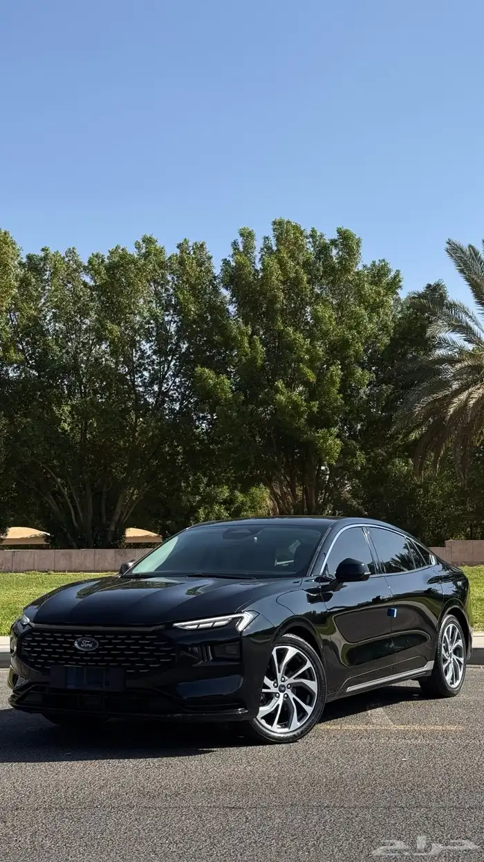 فورد تورس تيتانيوم 2023 1