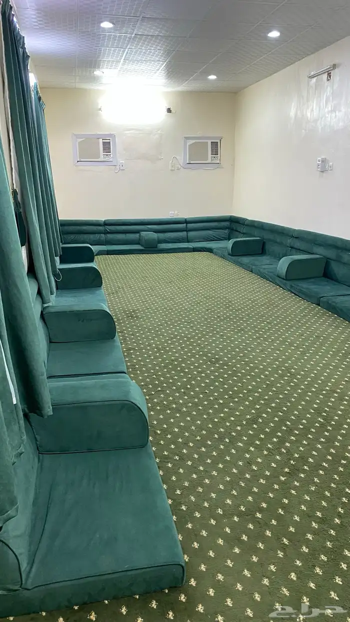 كنب مجلس 4 في 10 8