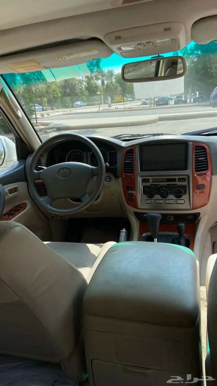 جيب لاندكروزر 13