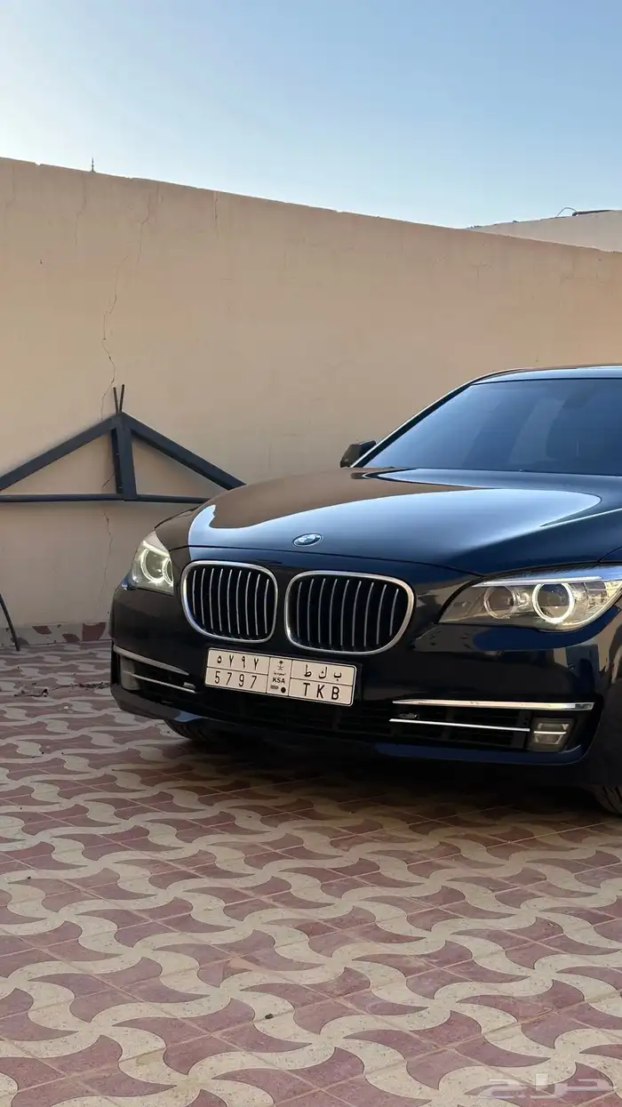 بي ام دبليو LI 730 2015 1