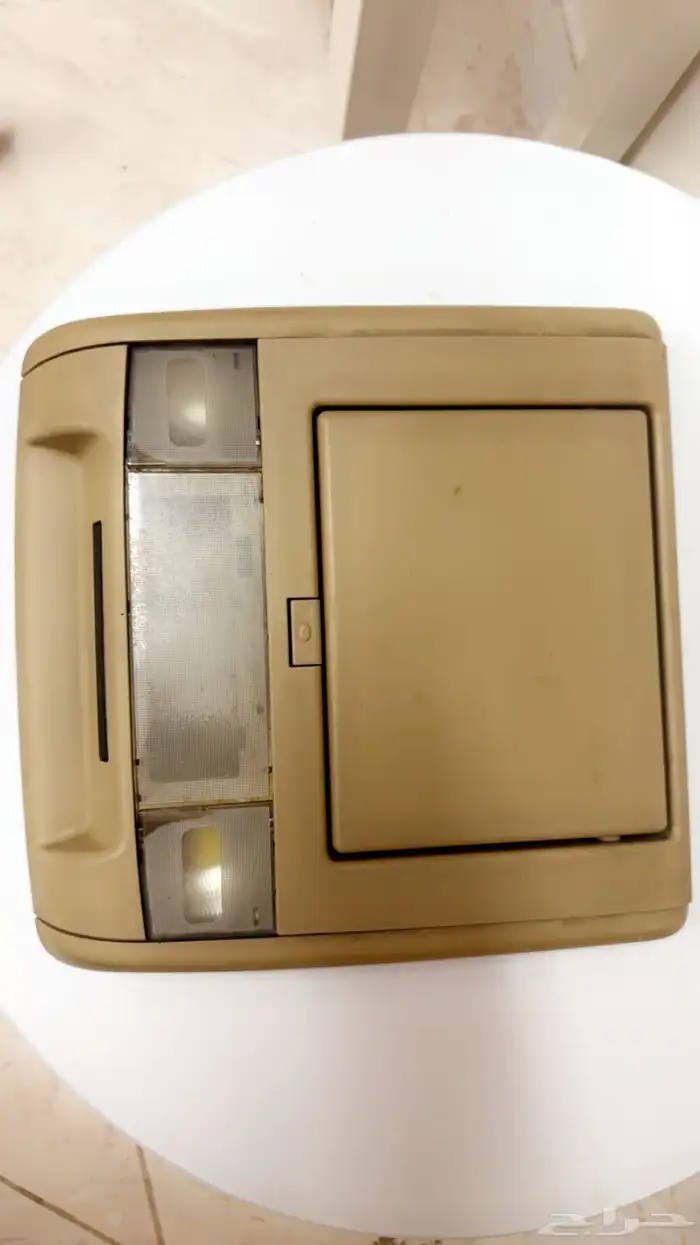 شاشة سقف وكاله يوكن او تاهو من مديل 2007 1