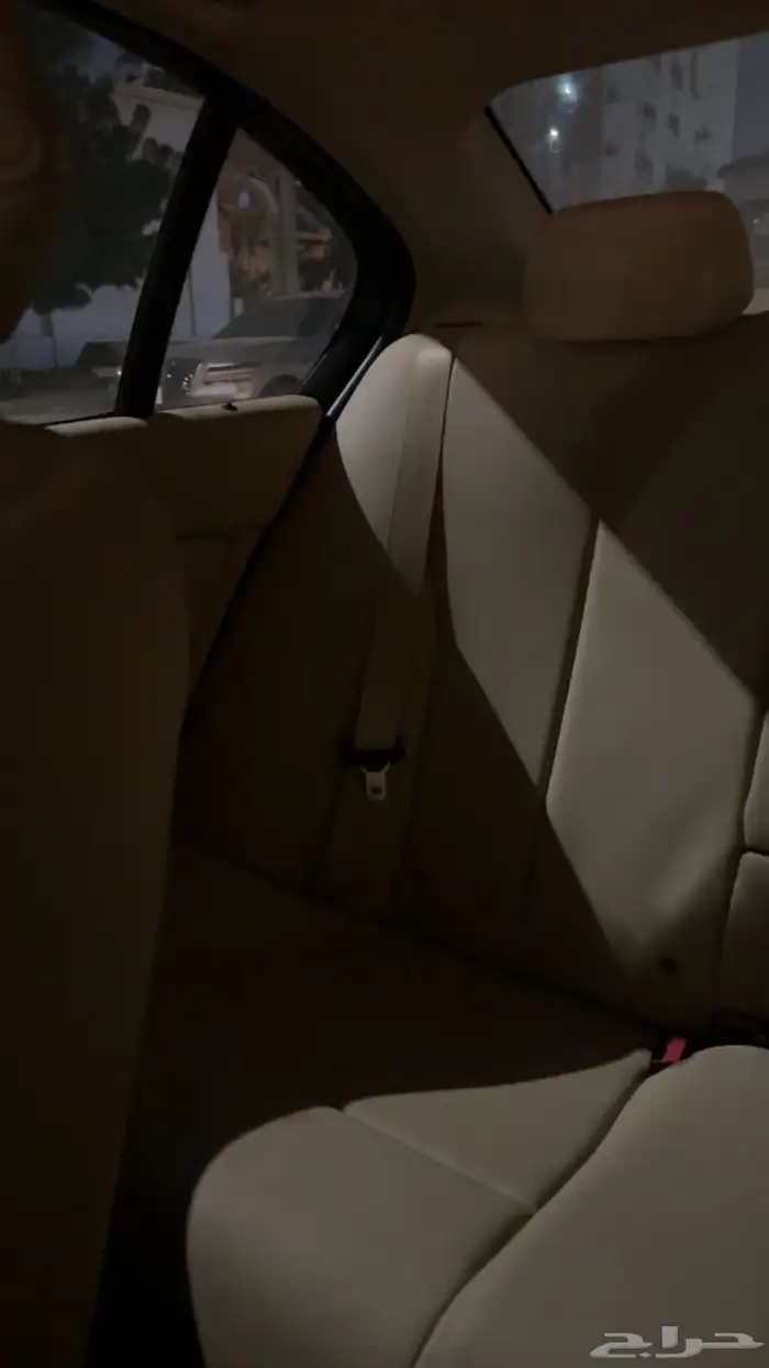 بي إم دبليو 320 8