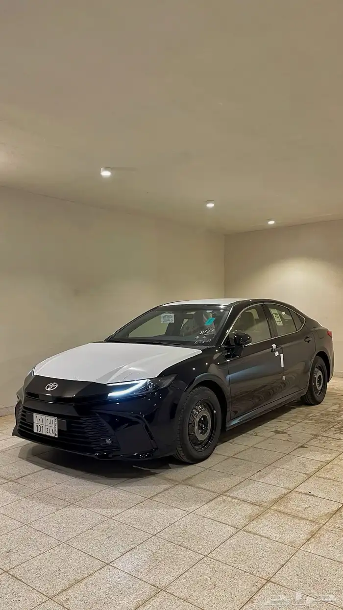 كامري 2025 اسود 1