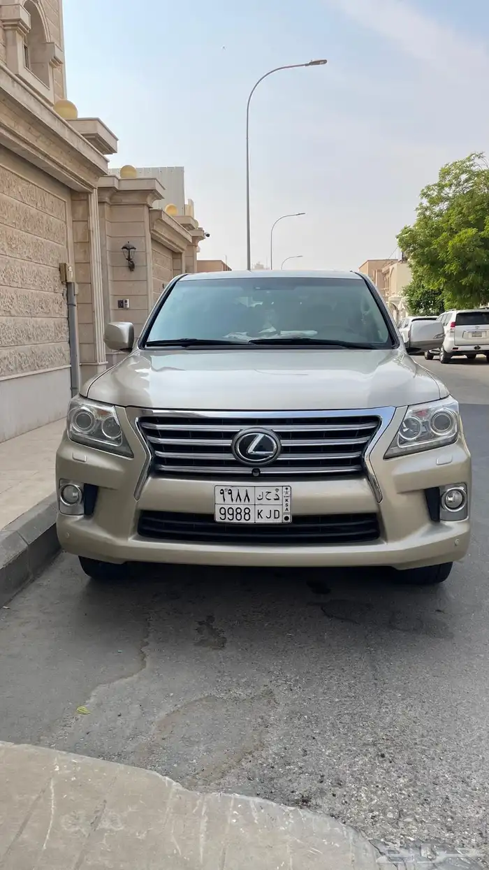 جيب لكزس 2013 5