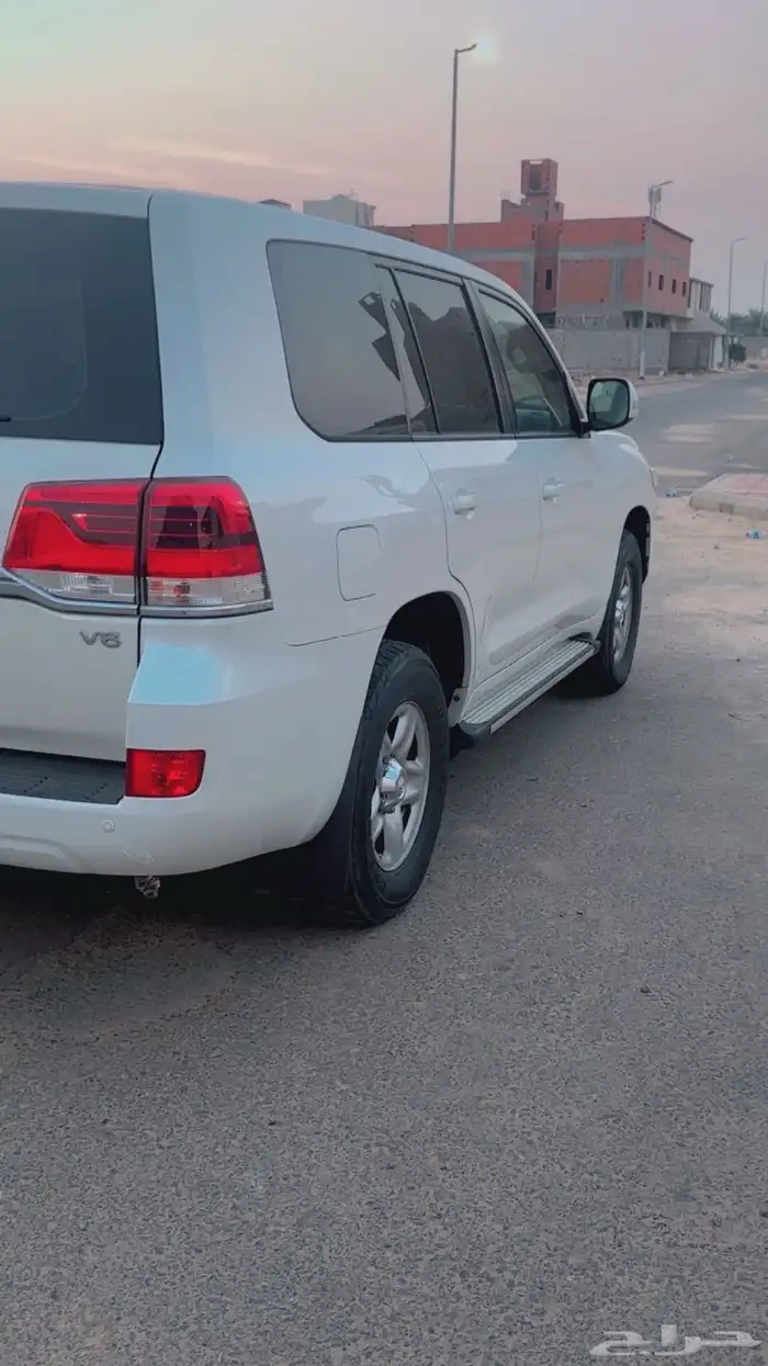 للبيع لاندكروزر 2016 4