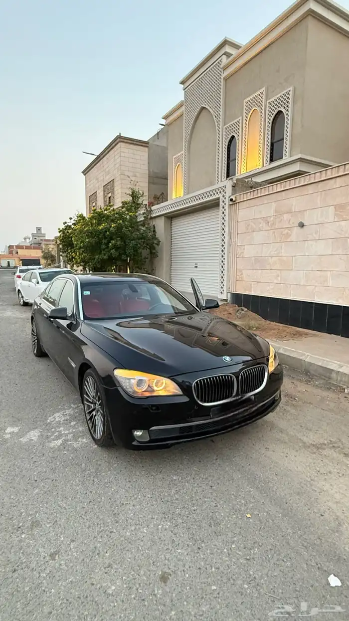 بي ام دبليو730 0