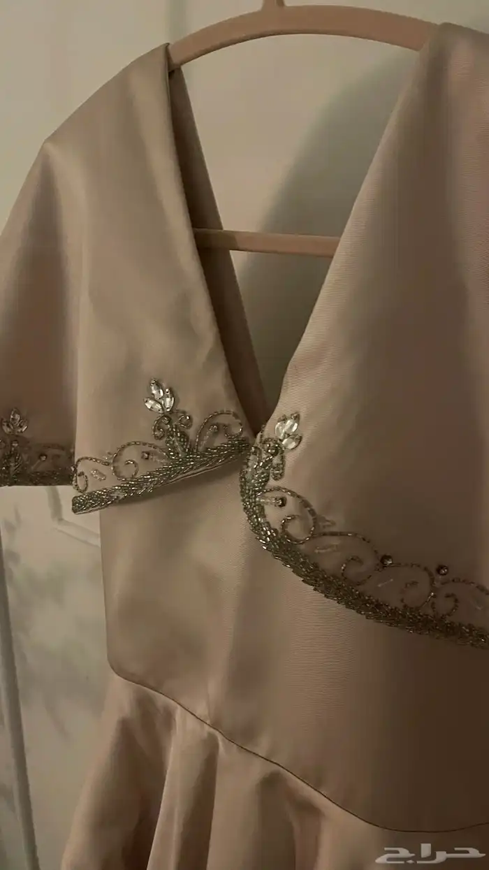 فستان وردي ملبوس مره ونظيف مره الشرا1233 البيع500 3