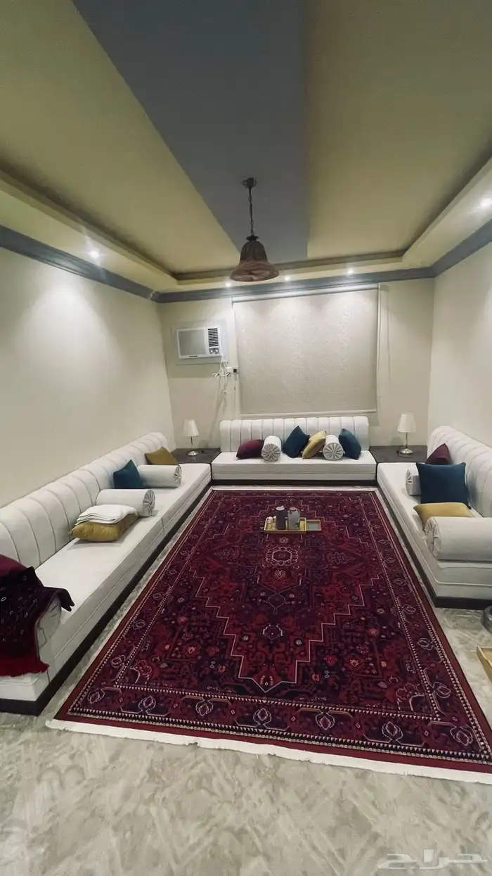 مجلس رجال بيع مستعجل 0