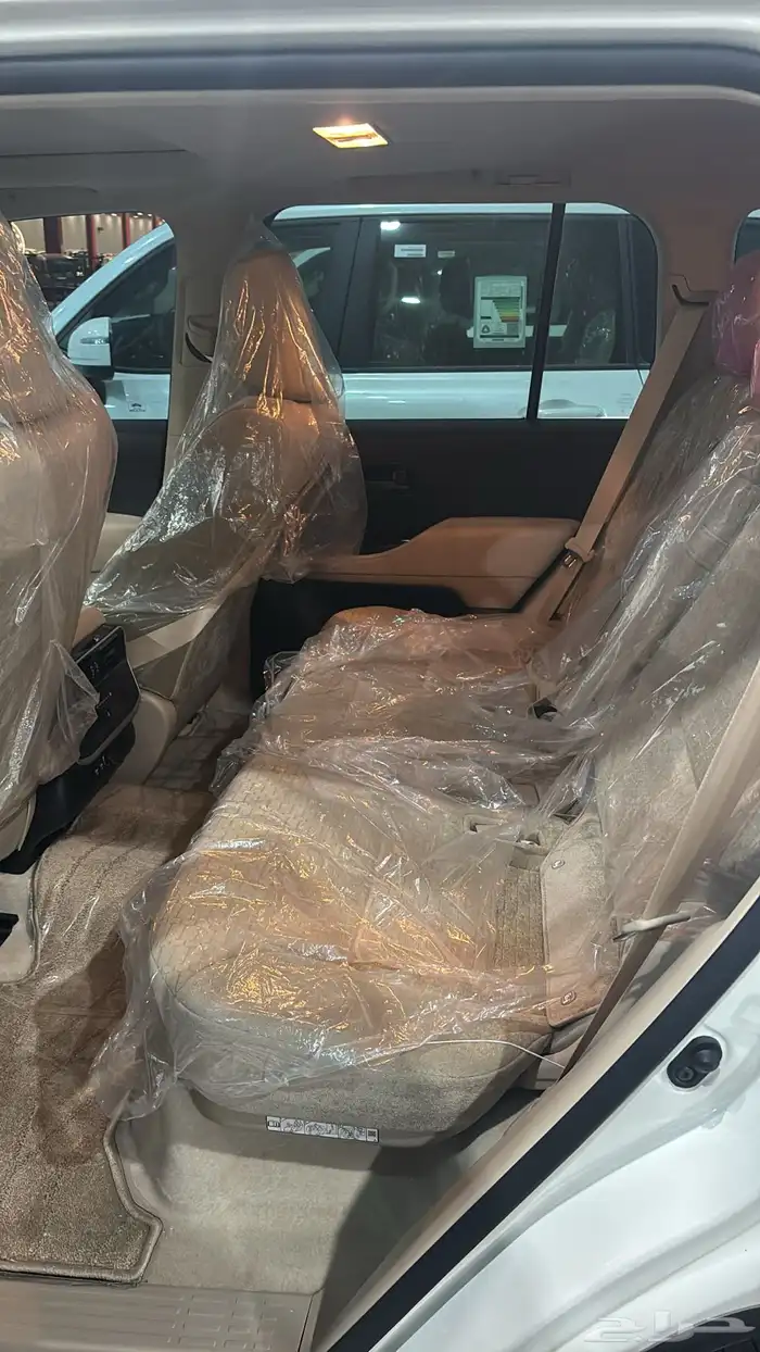 لاندكروزر GXR-L2بنزين سعودي ممشي 2600كيلو شرط 12
