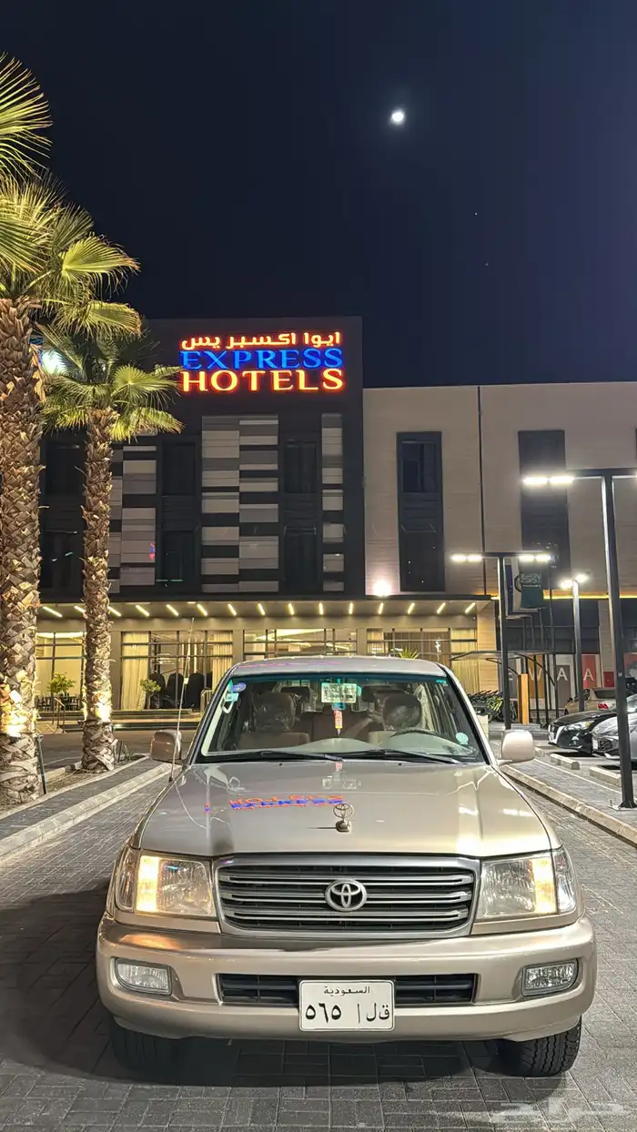 لاندكروزر 2004 فطيمي 7