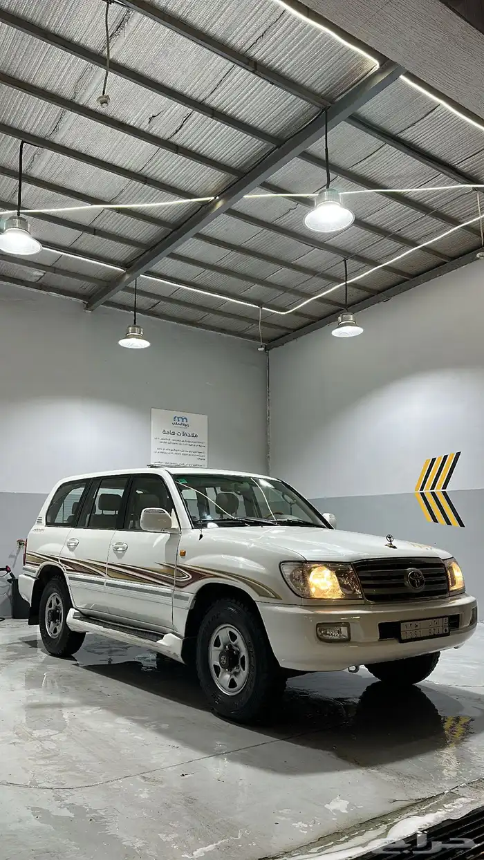 لاندكروزر 2006فل كامل قير عادي نظيف 3