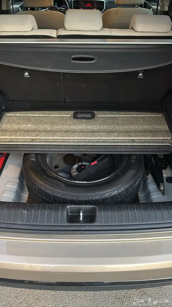 كيا سبور تاج 12