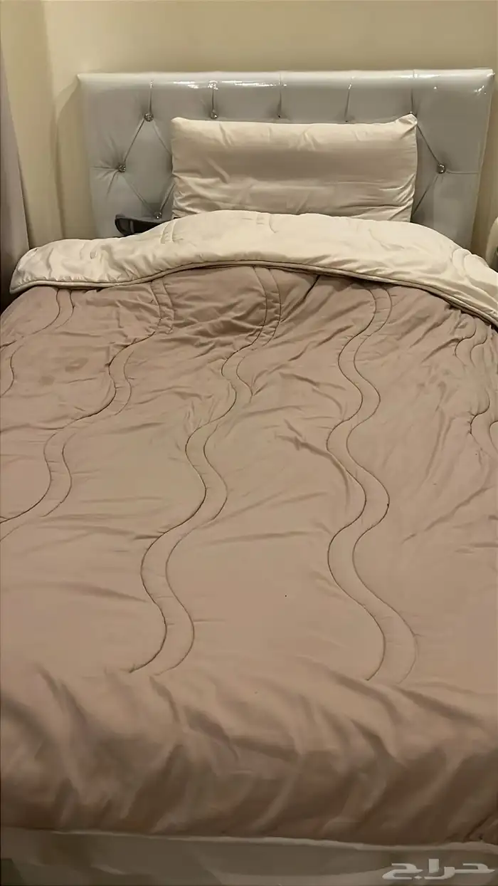 اثاث غرفه للبيع 2