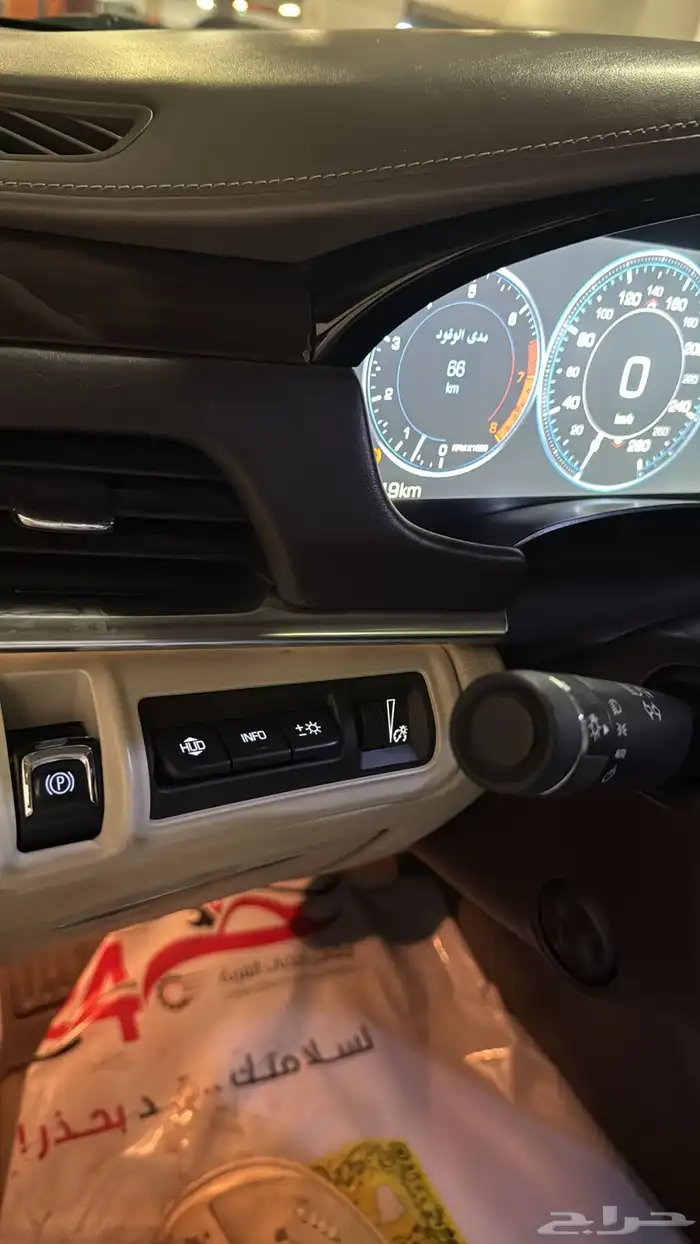 XTS-4 2014 Platinum كاديلاك ( ممشى قليل ) 18