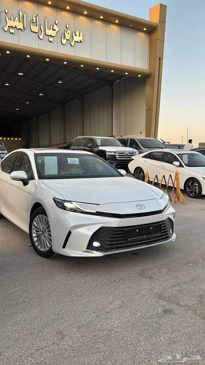 تويوتا كامري 2025 Le 4