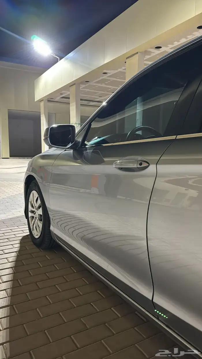 للبيع اكورد 7