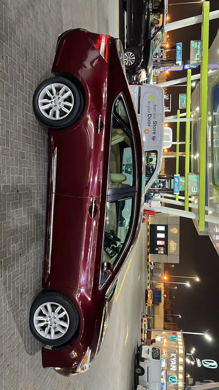 للبيع أفالون موديل 2014 نظيف مالك واحد من الوكاله 3