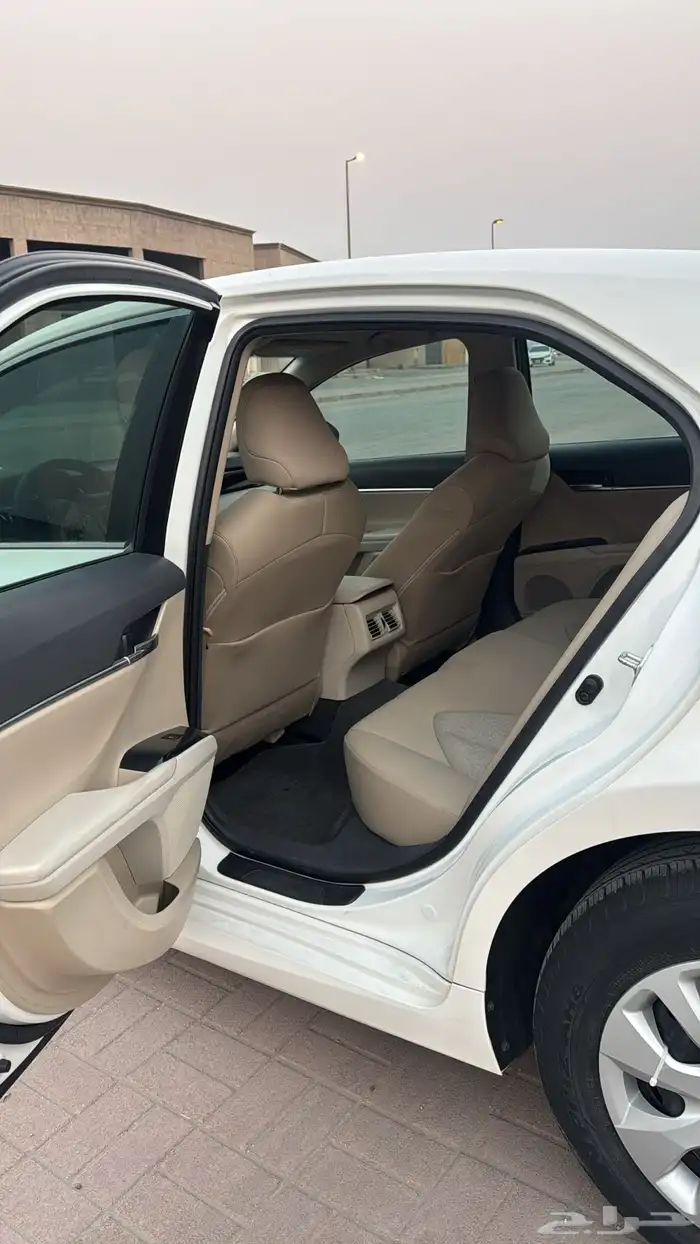 تويوتا كامري موديل 2020 ممشي قليل بحاله الوكاله 5