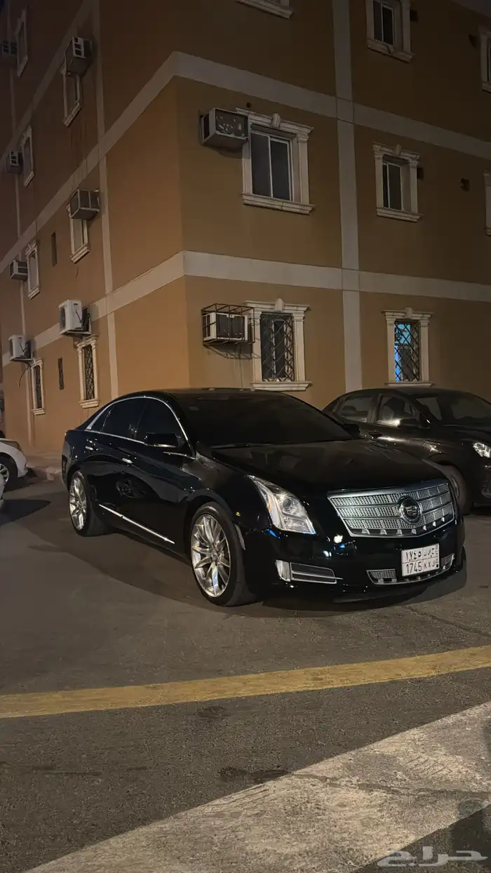 XTS-4 2014 Platinum كاديلاك ( ممشى قليل ) 30