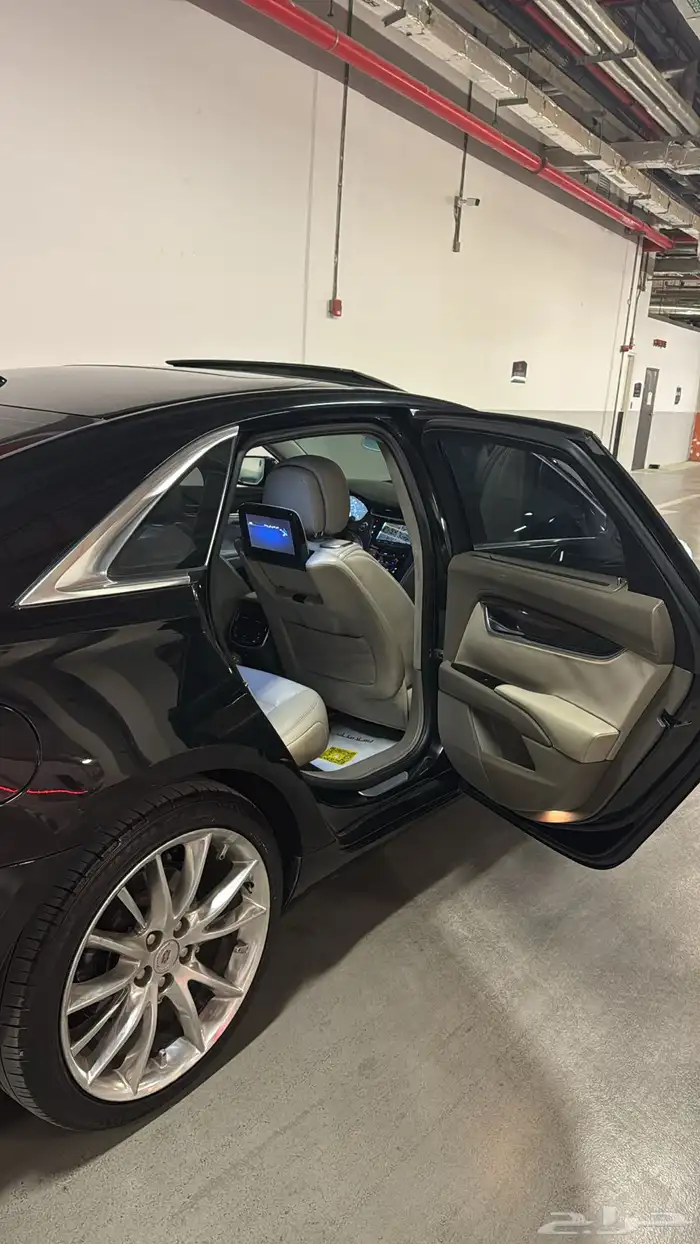 XTS-4 2014 Platinum كاديلاك ( ممشى قليل ) 12