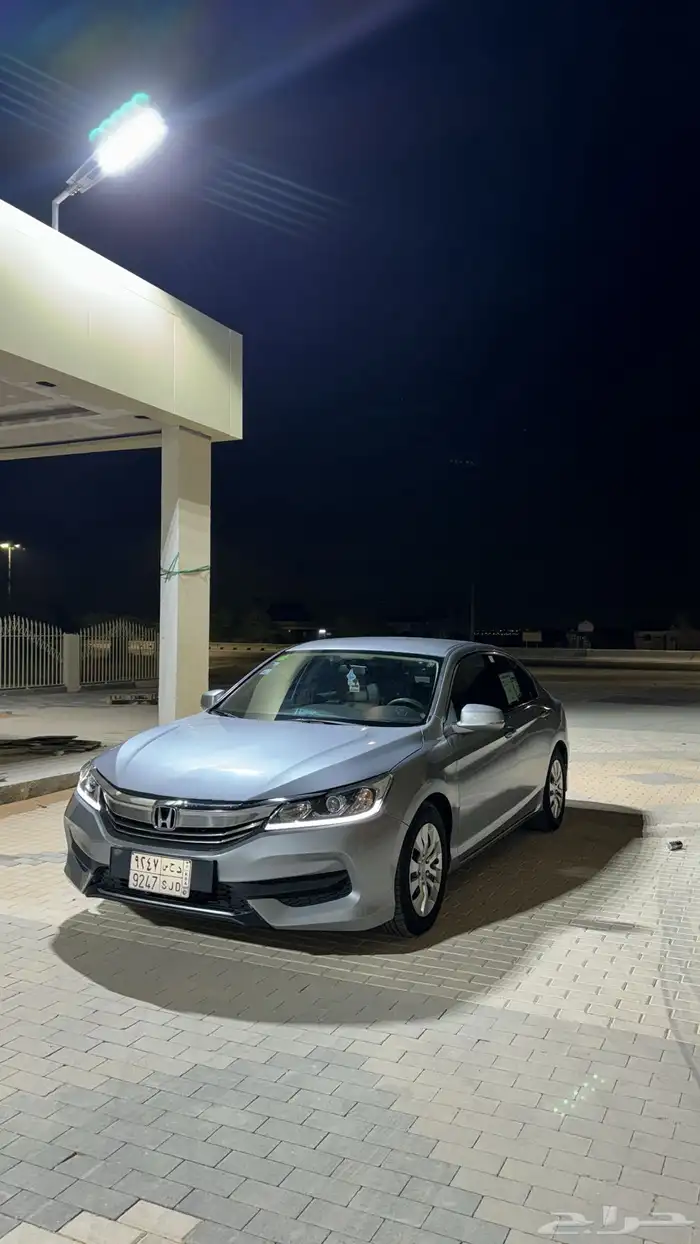 للبيع اكورد 8