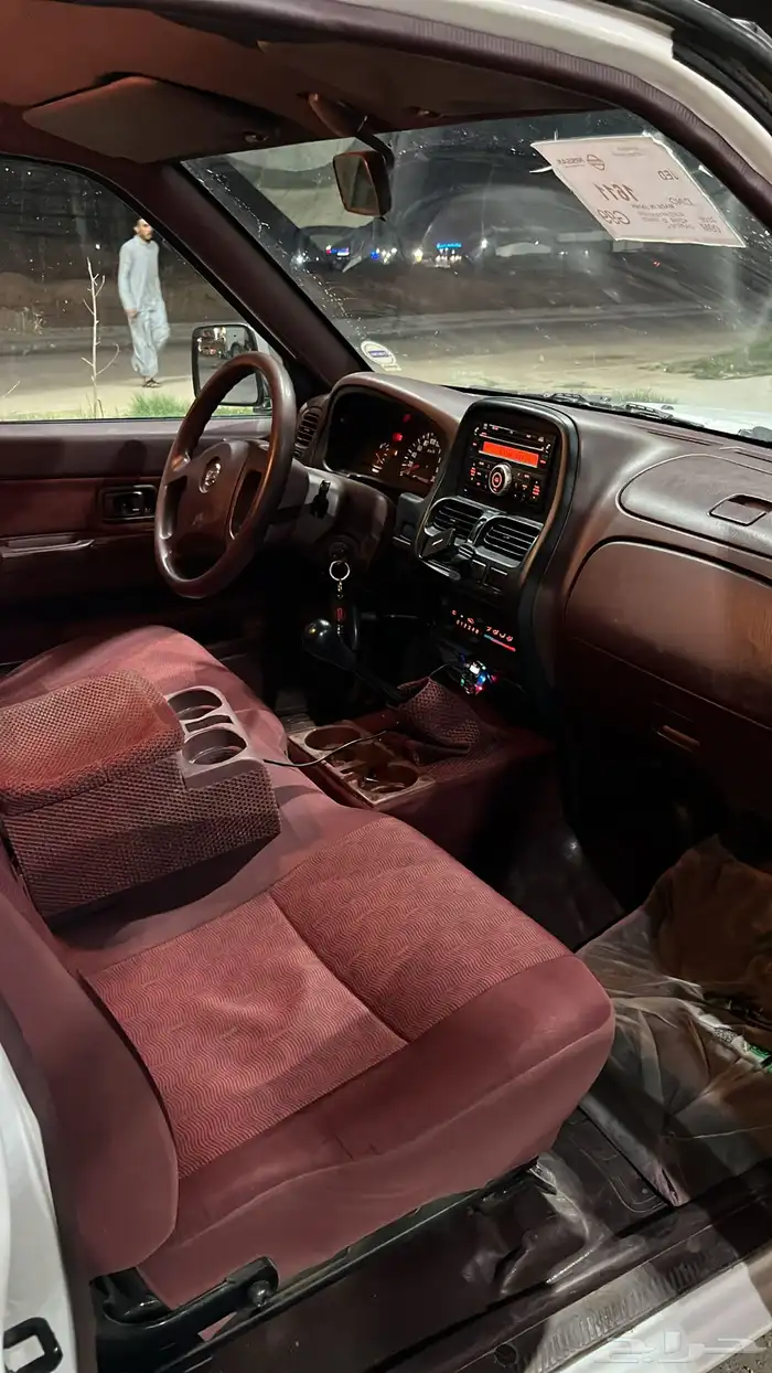 نيسان ددسن 8