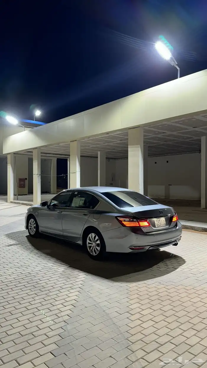 للبيع اكورد 6