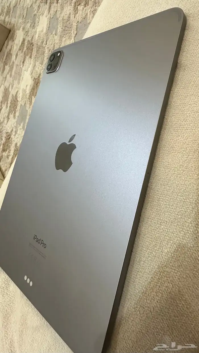 ايباد برو الجيل الرابع 128 قيقا نضيف جدا 2