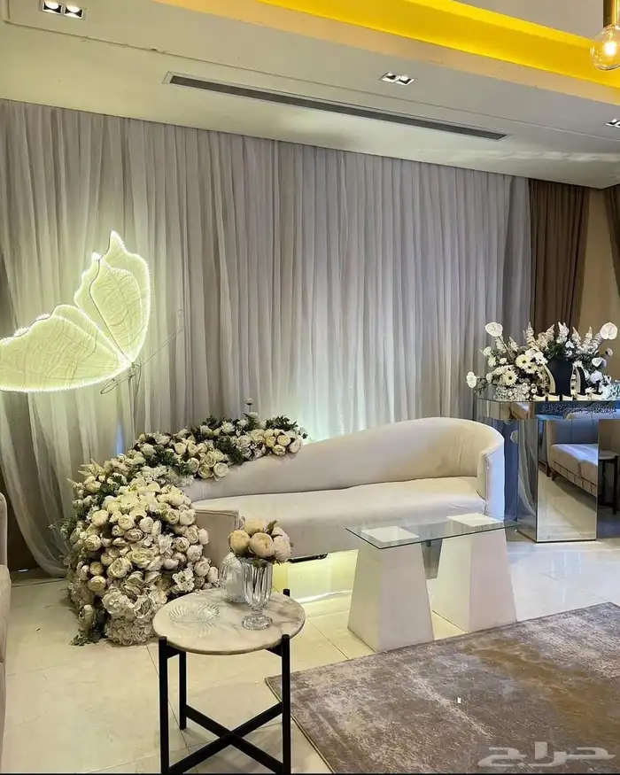 تاجير مداخل استاندات كوشات طاولات ورد تنسيق ورد 8