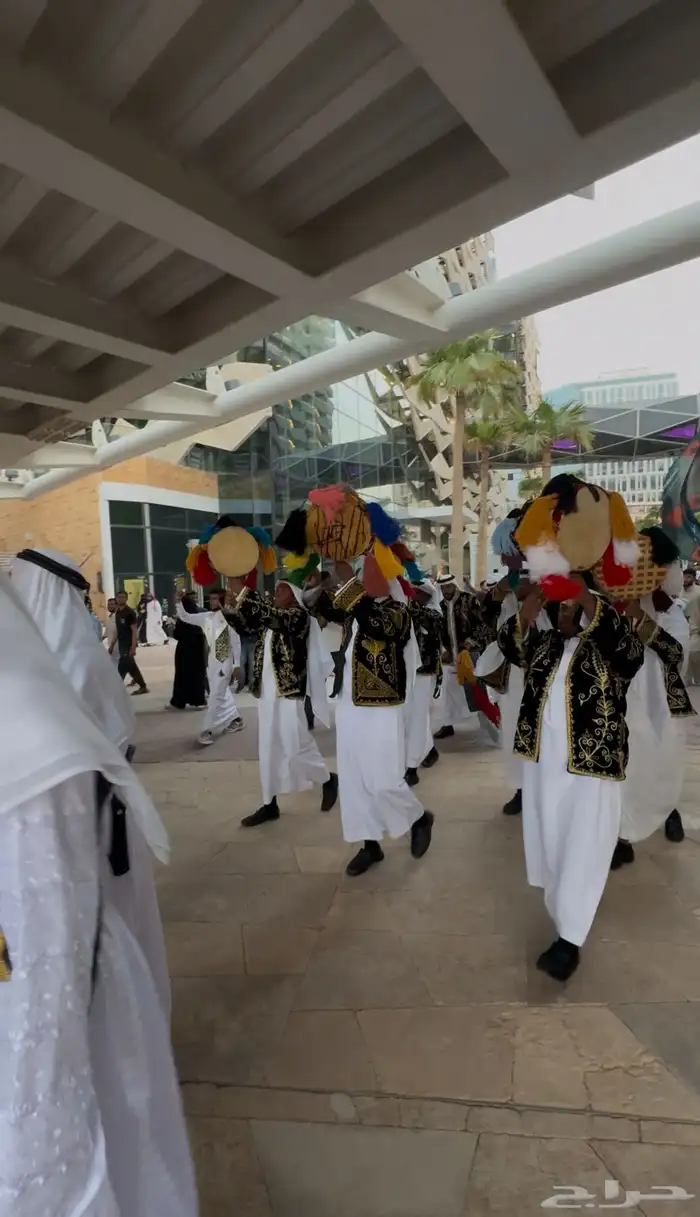 فرقة شعبية 0