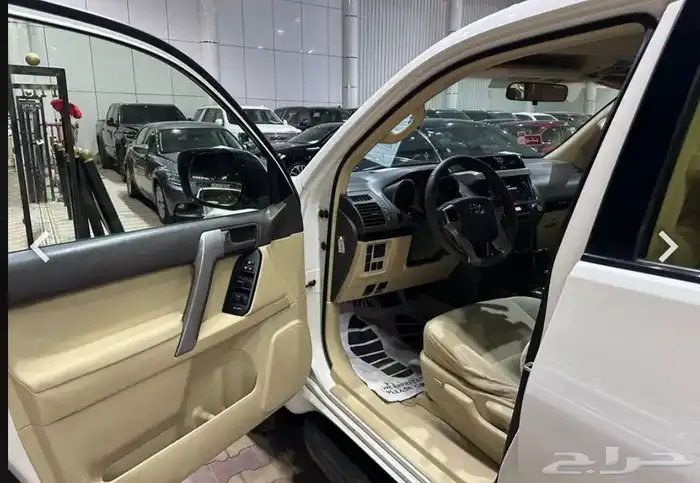 تويوتا برادو موديل 2015 نظيف 4 سلندر 10