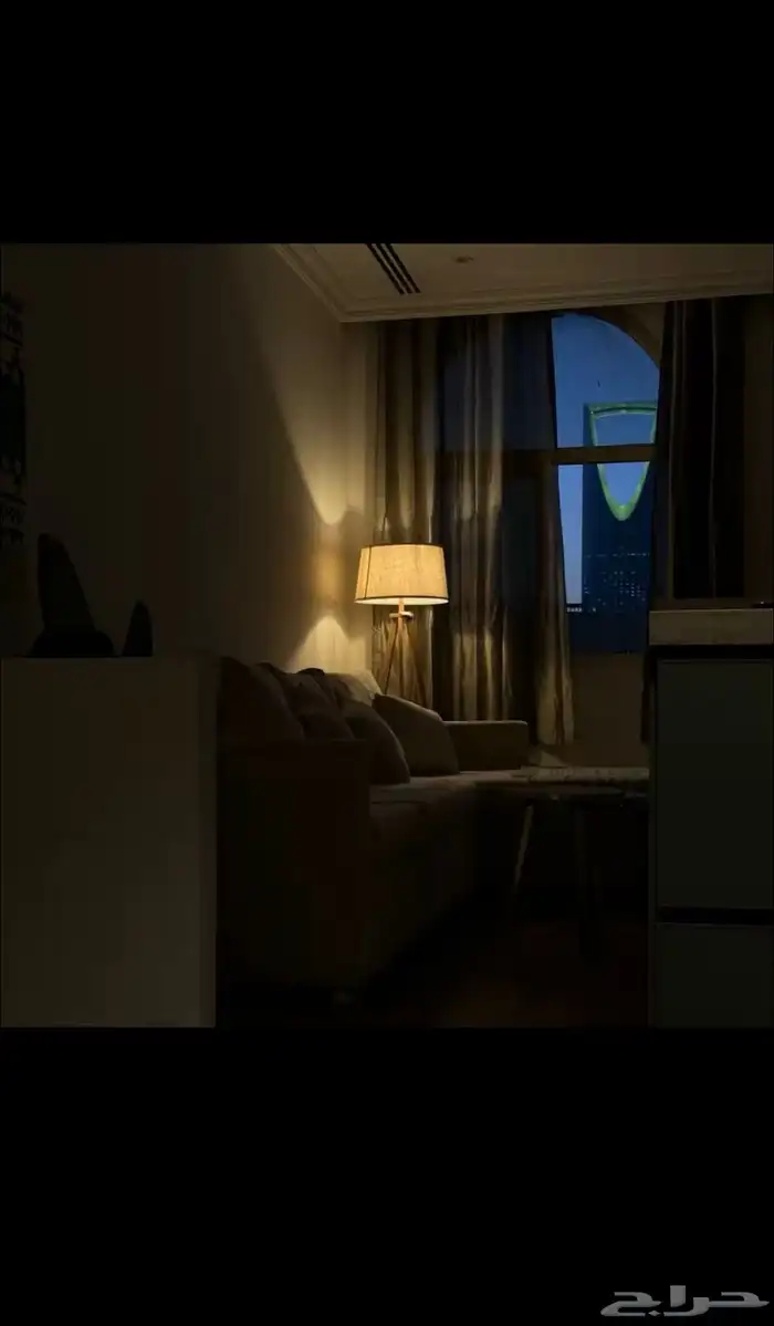 العلياء استدىو للتقبيل 1