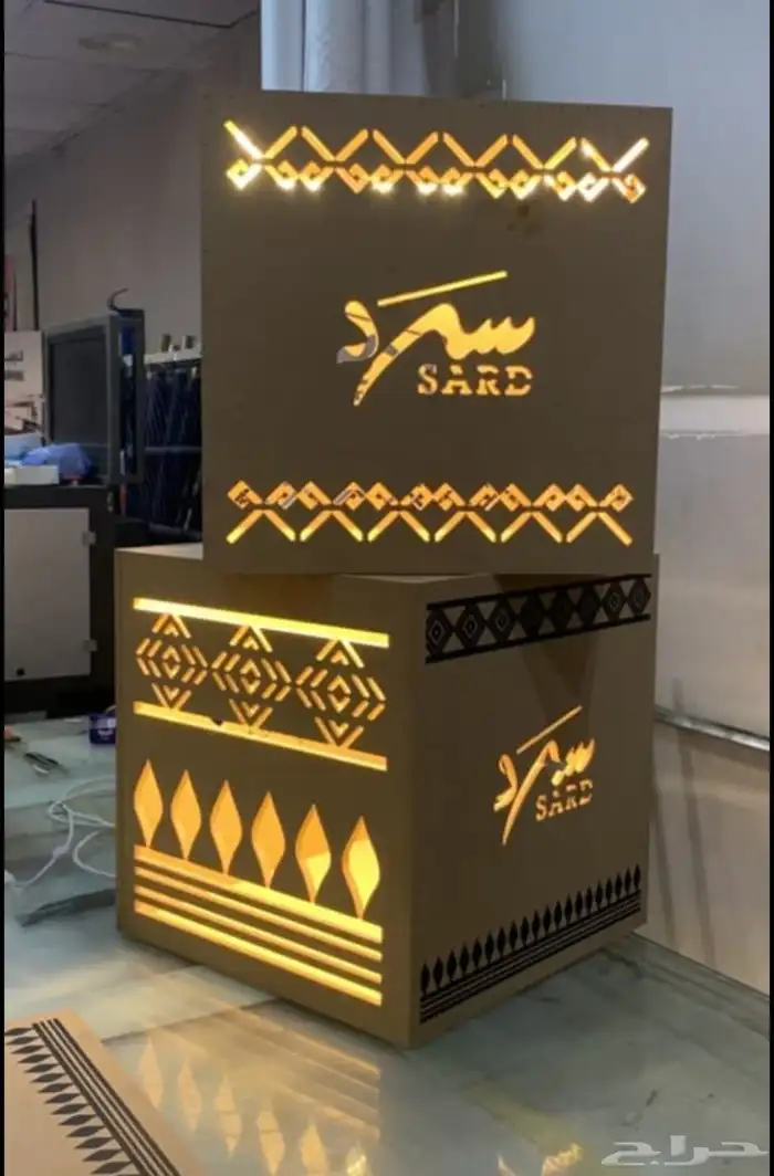 لوحات بنر فلكس حروف بارزة زنكور مضيئة ستيكر اكرليك أسوار 18