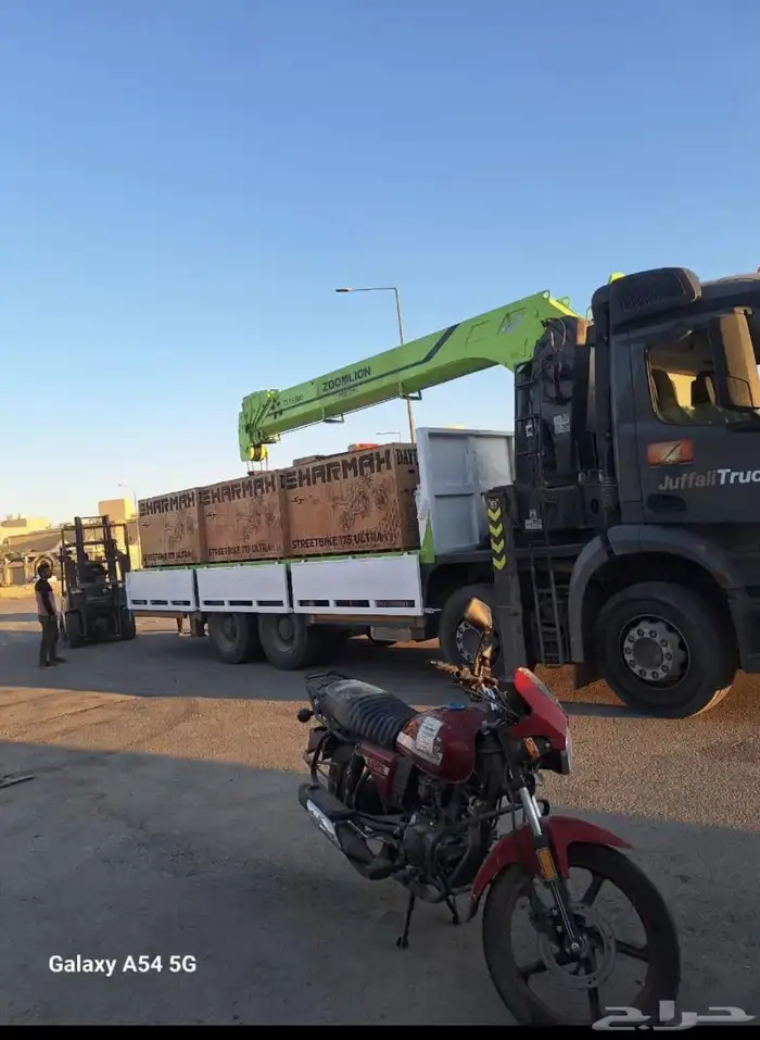 يوجد لدينا كرينات بجميع انوعها ويوجد لدينا مالفت فركلفت سيزر 6