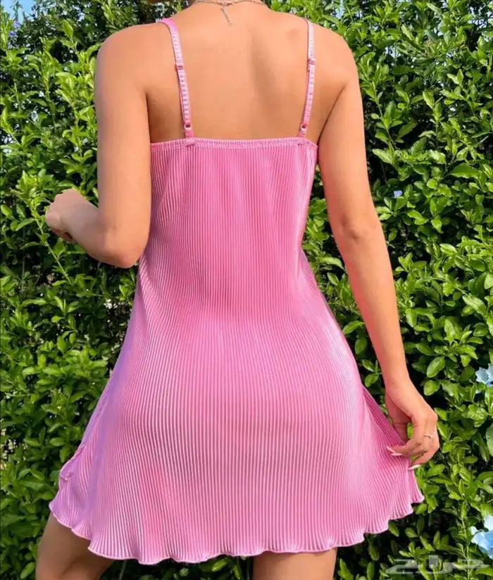 فساتين جديدة الثلاث فساتين ب 100 ريال المقاس لارج فقط 20