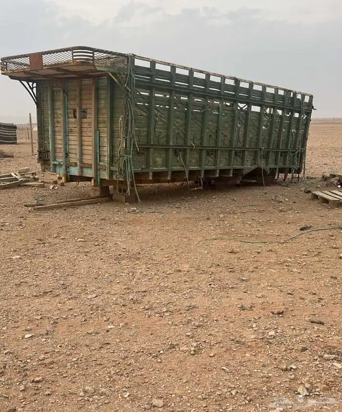 للبيع صندوق عايدي خشب 0