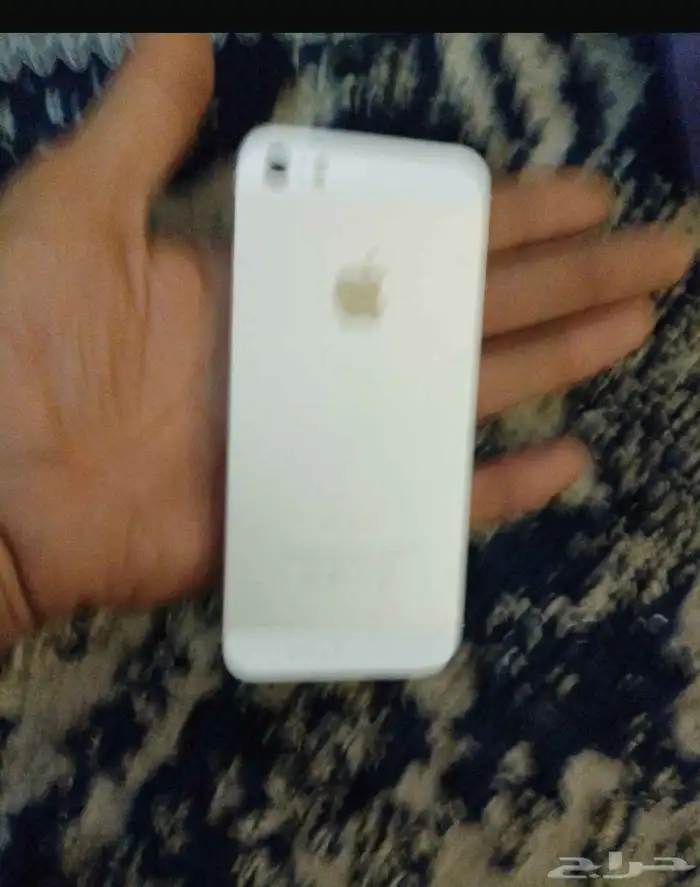 ايفون 5 للبيع شغال امورها تمام مو مفكوك شاشه خارجيه مكسورها 0