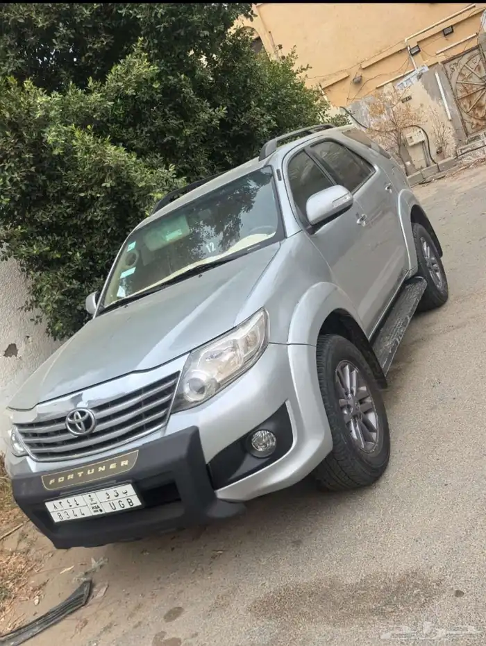 فورتشنر فل كامل 6 سرندل دبل ماشي 500 وعليه 0