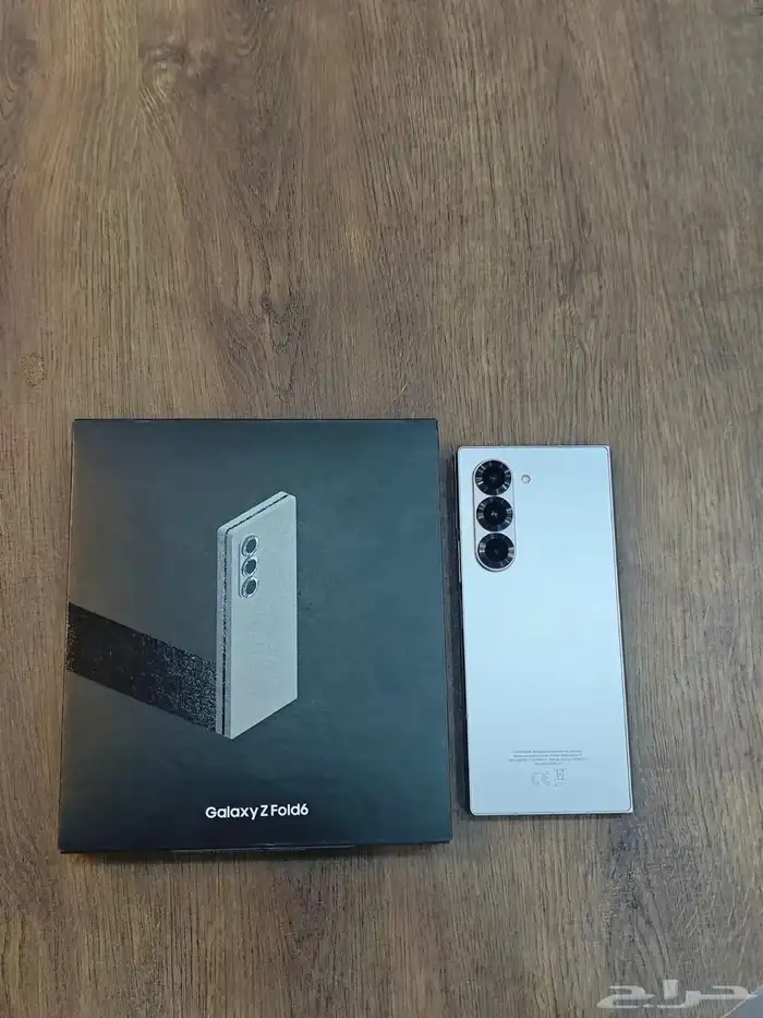 Z Fold 6 شبه جديد ضمان سنتين 12 256 10