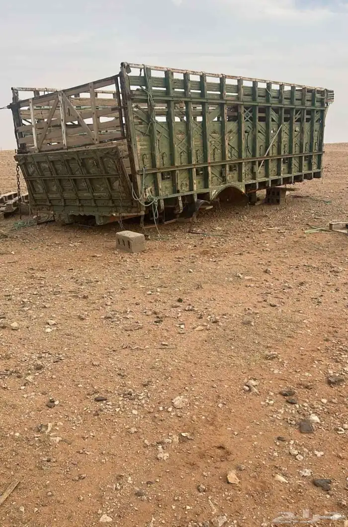 للبيع صندوق عايدي خشب 2