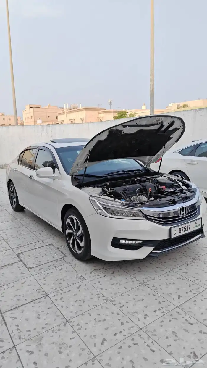 للبيع هوندا اكورد 2017 وارد كوريا ممشى 66 الف فل مكينه 2400 3