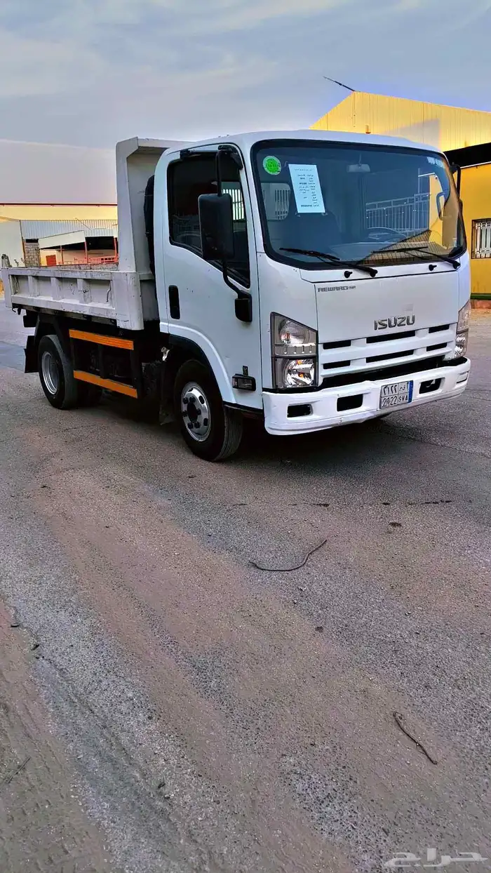 تم البيع قلاب ايسوزو 5 طن 2