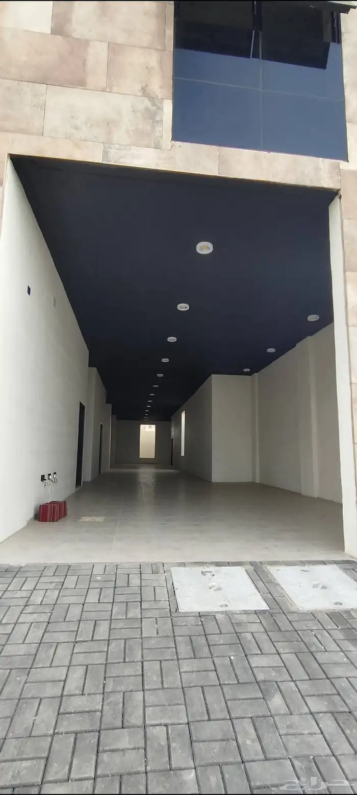 للبيع شقق ارضية وعلويه موقع مميز تشطيبات فاخرة 1