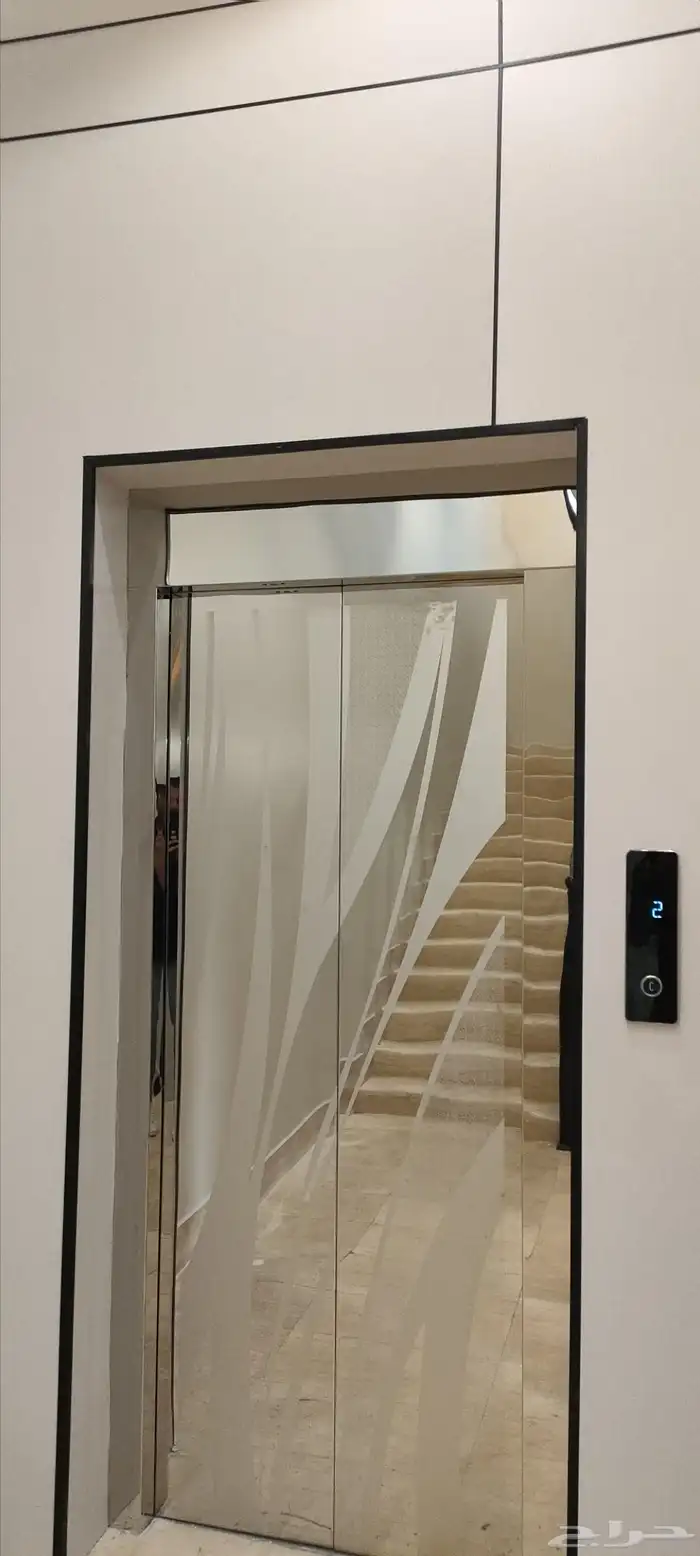 للبيع شقق ارضية وعلويه موقع مميز تشطيبات فاخرة 5