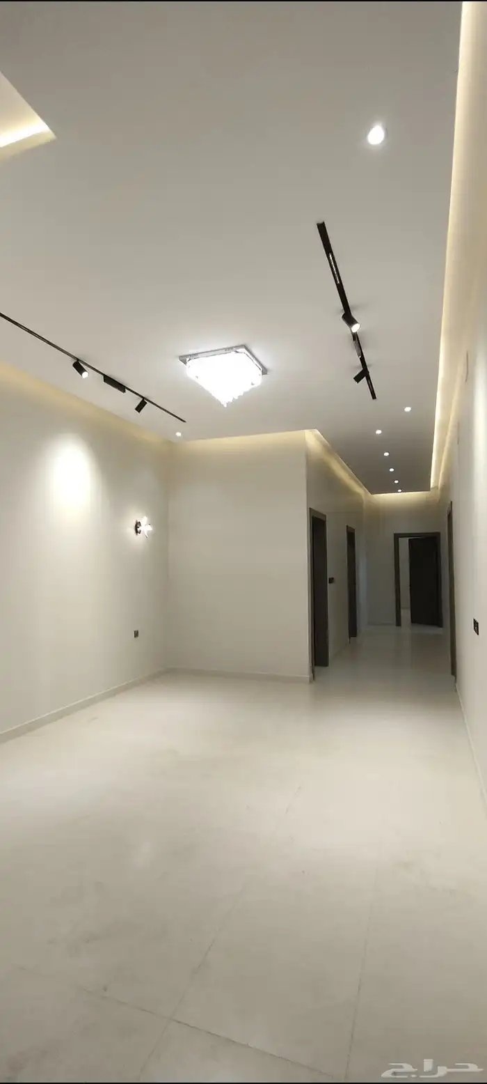 للبيع شقق ارضية وعلويه موقع مميز تشطيبات فاخرة 12