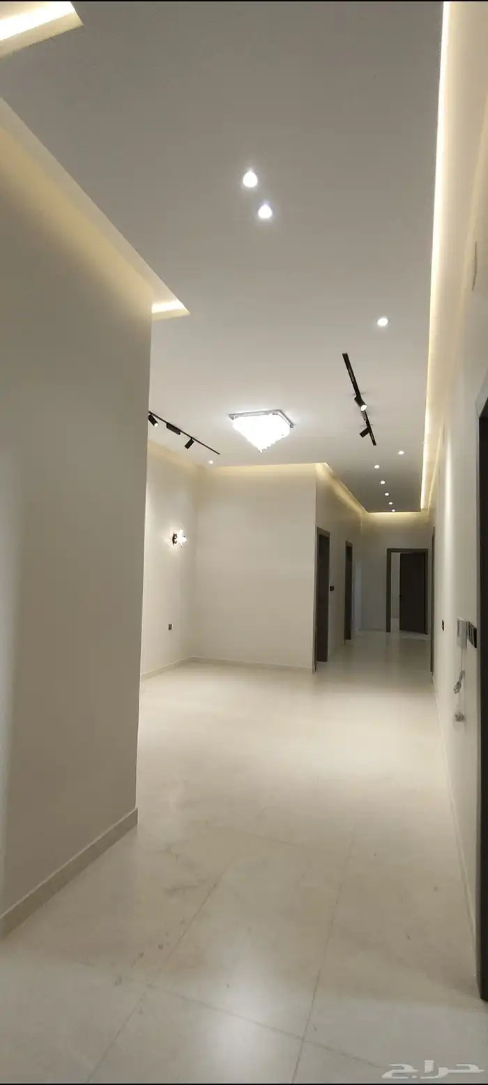 للبيع شقق ارضية وعلويه موقع مميز تشطيبات فاخرة 9