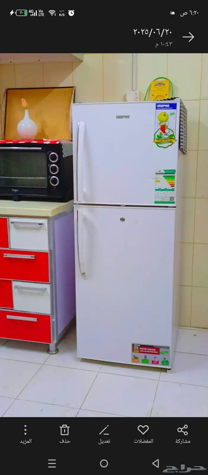 ثلاجه شبه جديده لا عيب فيها 2