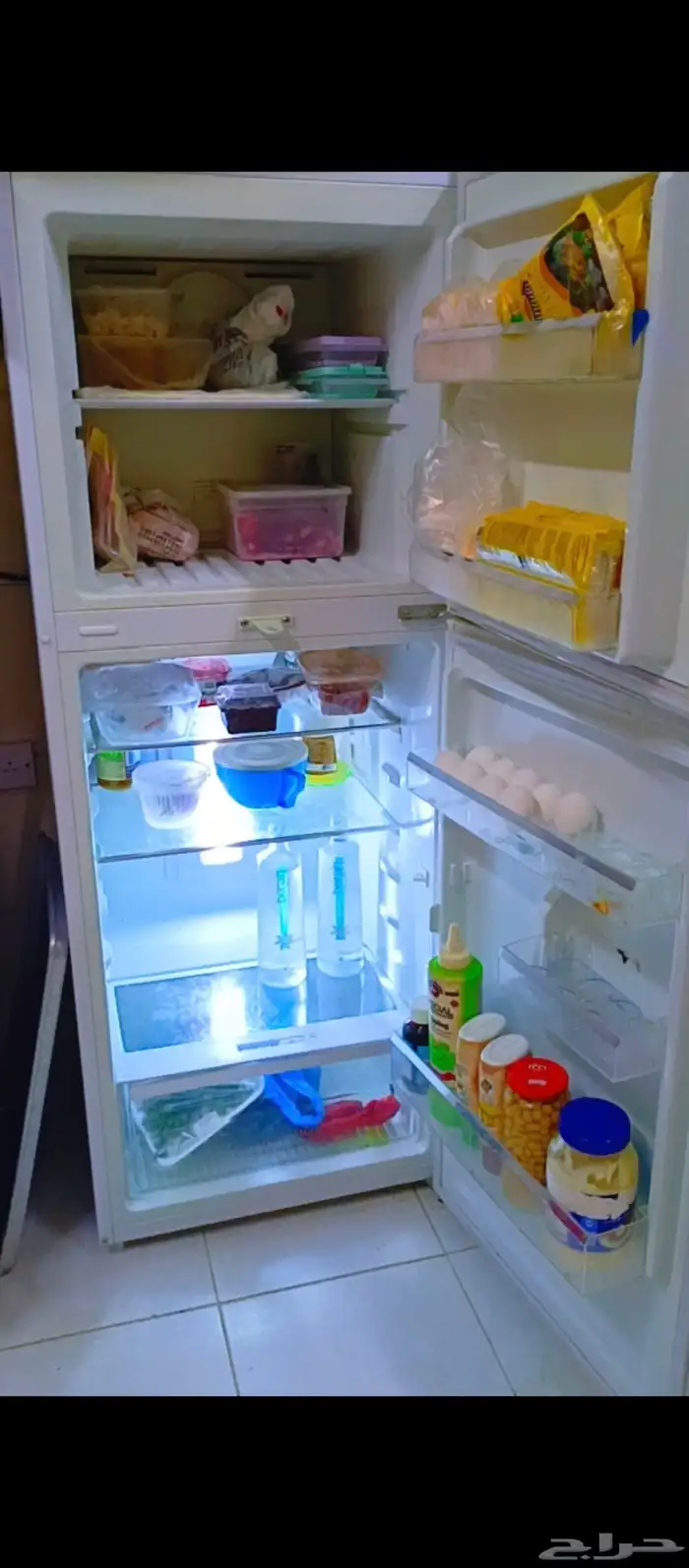 ثلاجه شبه جديده لا عيب فيها 3