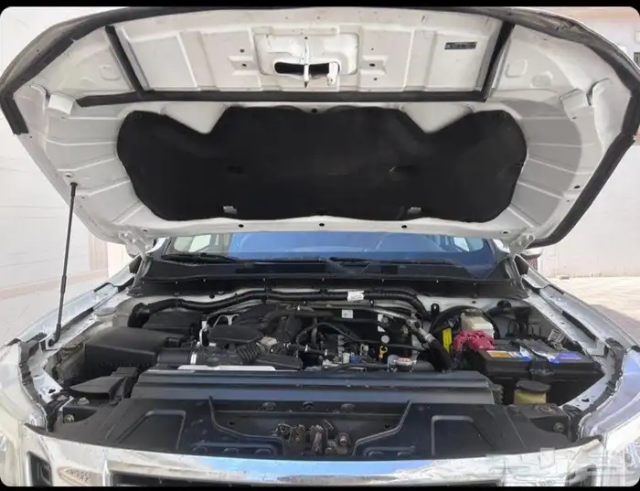 نيسان نافارا 2016 بدي عريض فل كامل قير اوتماتيك ممشى 92 الف 4