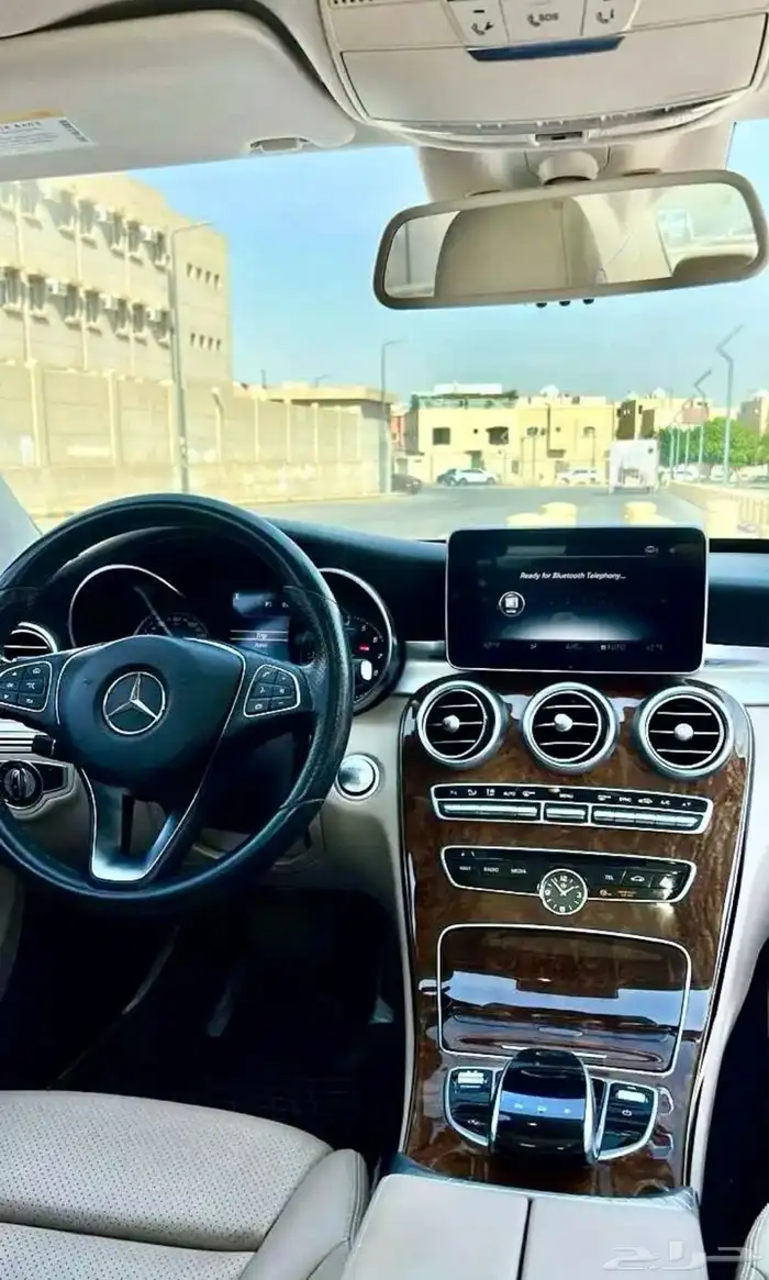 مرسيدس C300 موديل 2016 نظافه وعلى الشرط واستخدام شخص 4